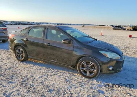 2014 Ford Focus Se from USA, damaged, VIN 1FADP3F29EL419659